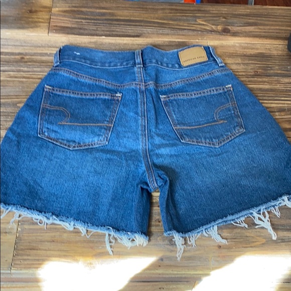 Shorts - Picture 4 of 4